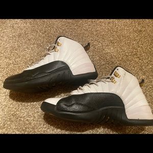 USED Air Jordan Retro 12 Taxi - Size 10.5